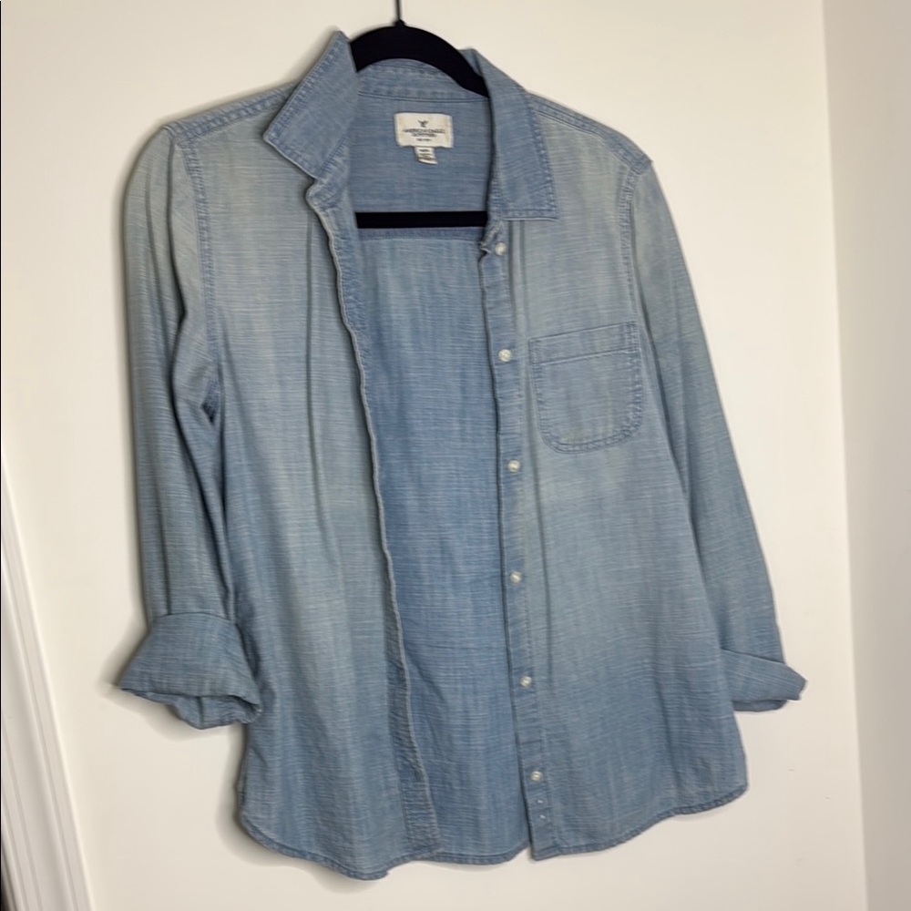American Eagle Outfitters Light Blue Button Down Shirt